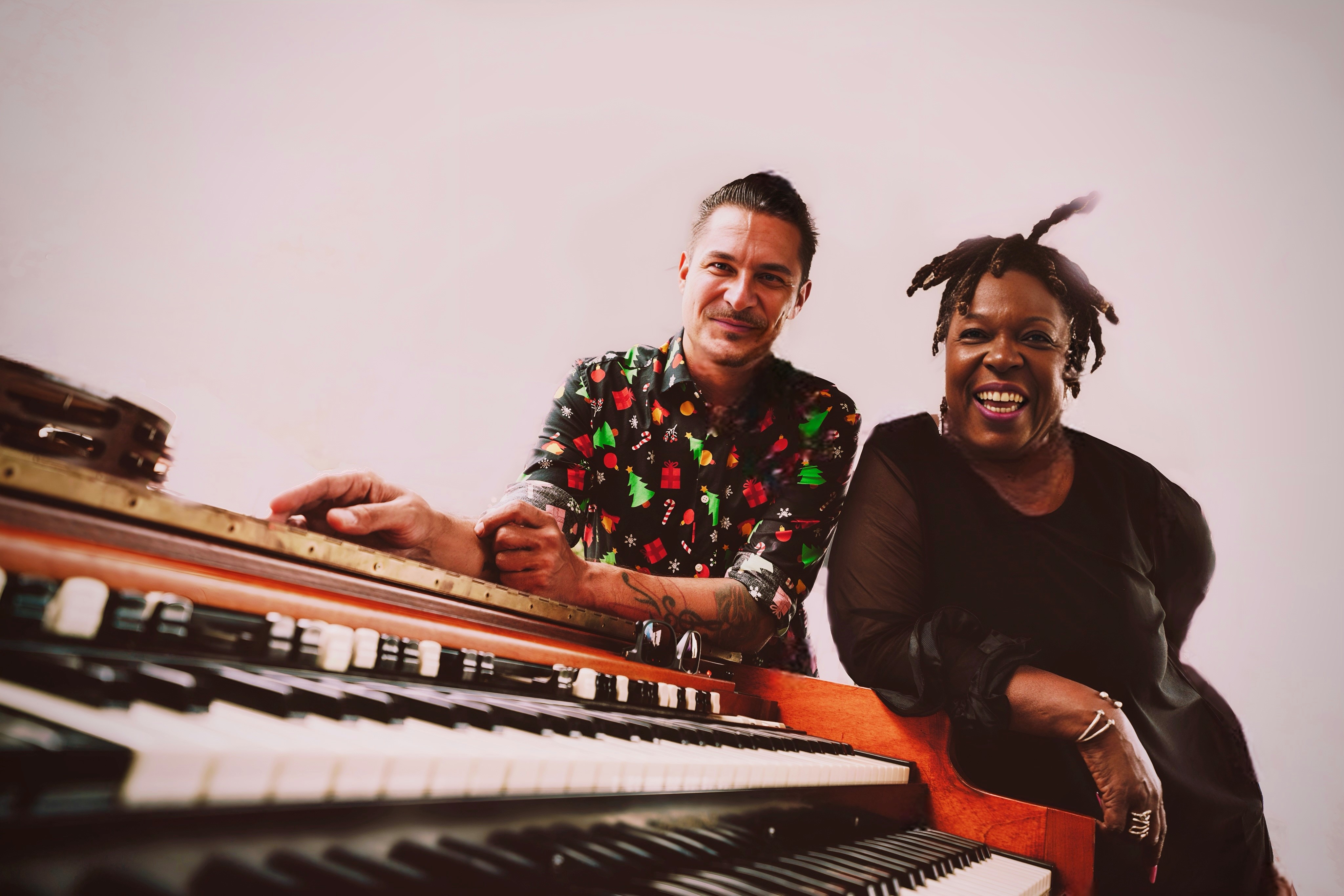 Soulful Christmas: Raphael Wressnig feat. Gisele Jackson