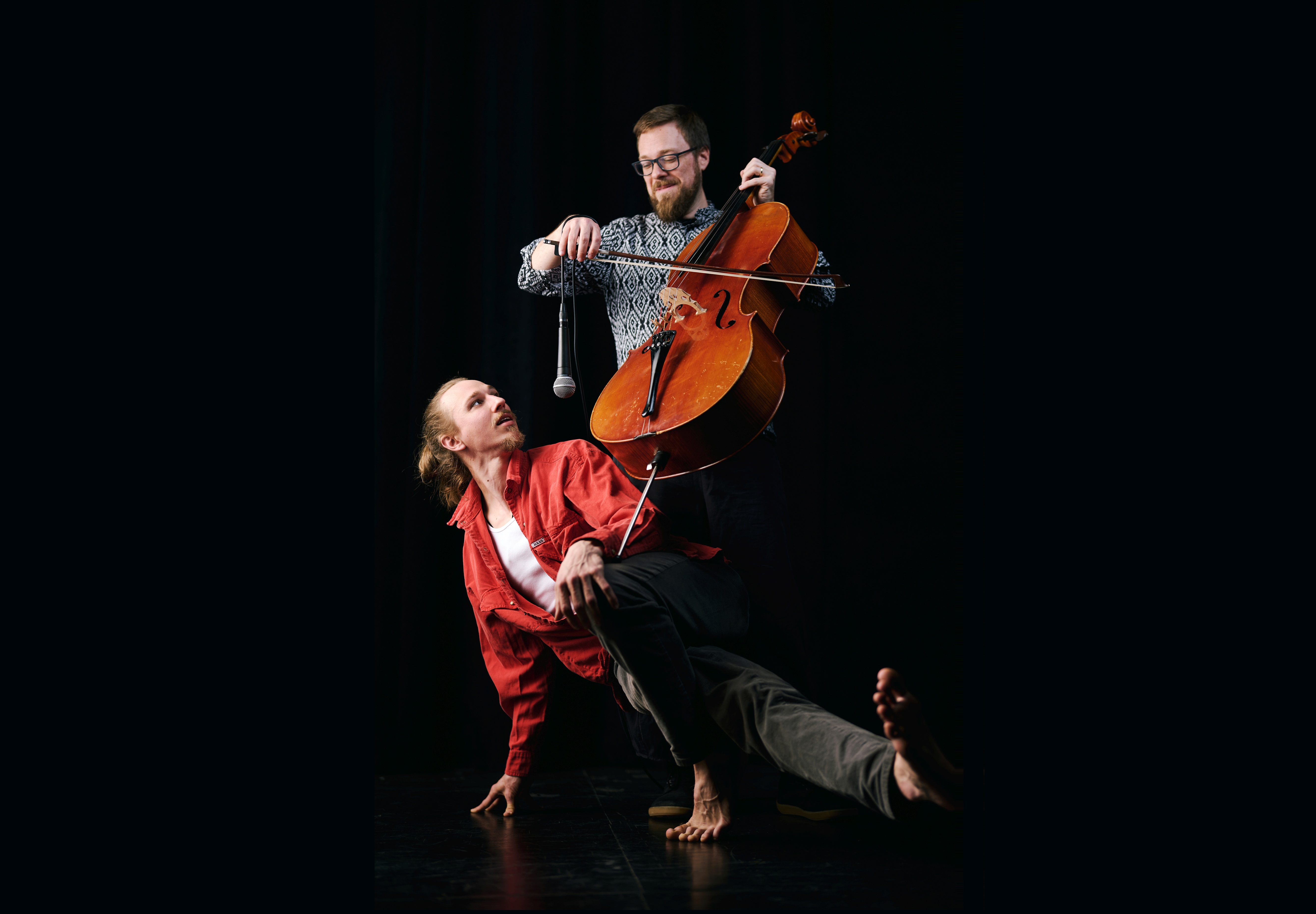 Brata Krajnčan: SingingDancer & DrummingCellist
